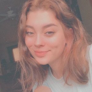 Meet your Posher, Carissa